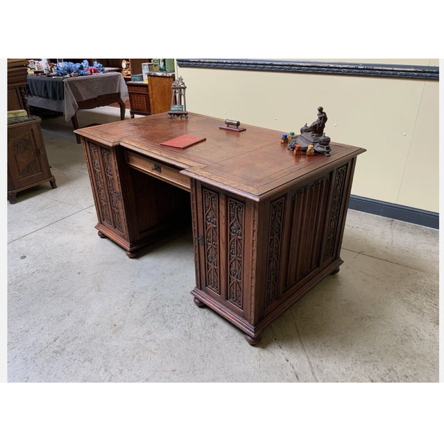Antique Neo-Gothic Desk in Oak, 1880 For Sale - Image 11 of 14