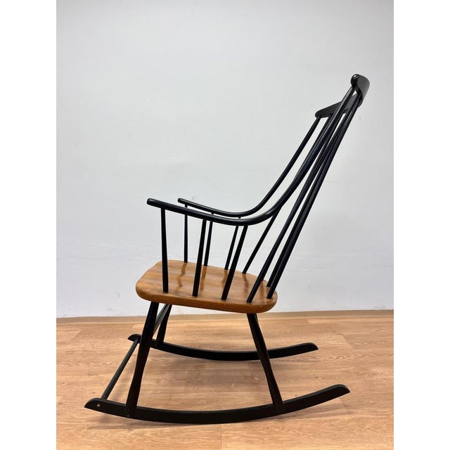 - sturdy and stable - very good original condition - signs of use, patina, see the photos. This piece is attributed to the...