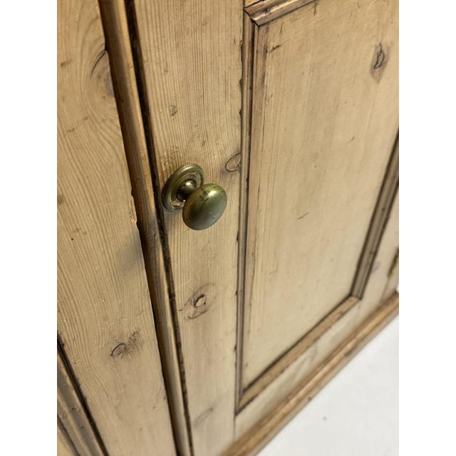 19th Century English Pine Sideboard For Sale - Image 3 of 18