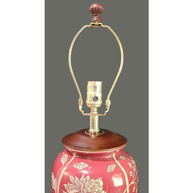 Late 20th Century Vintage Asian Inspired Painted Chrysanthemum Floral Red Table Lamp For Sale - Image 5 of 10