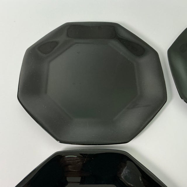Arcore Ceramica 1980s Postmodern Contemporary French Black Glass Dinner Plates - Set of 4 For Sale - Image 4 of 11
