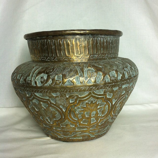18th Century 18th Century Antique English Brass Pot For Sale - Image 5 of 12