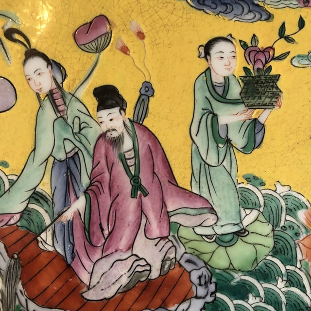 19th Century Qing Dynasty 18" Famille Jaune Charger Chinese Asian Antique For Sale In Minneapolis - Image 6 of 11