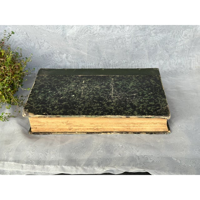 French Antique Illustrated French Medical Book For Sale - Image 3 of 10