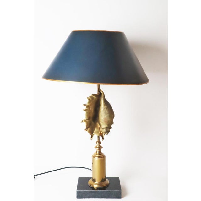 Black Hollywood Regency Shell-Shaped Table Lamp from Maison Charles, Paris, 1970s For Sale - Image 8 of 16
