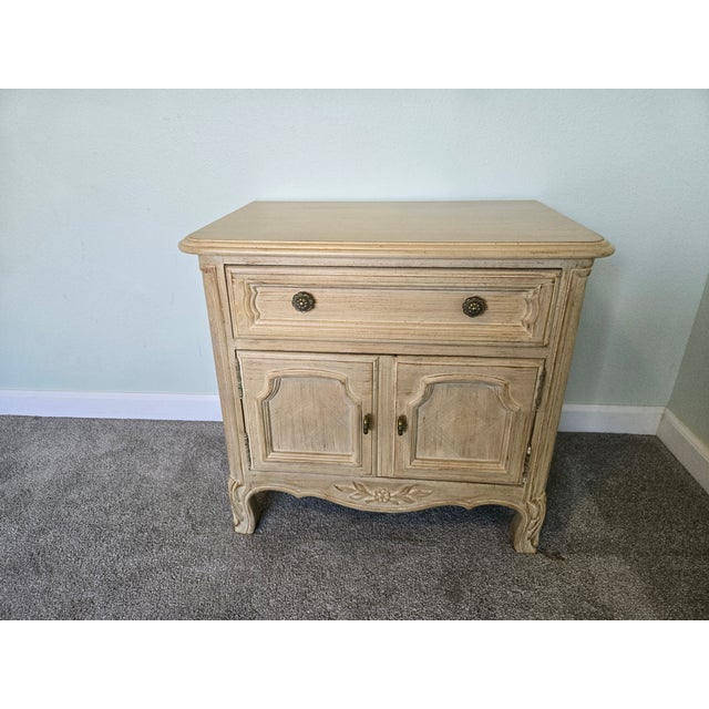 Drexel Cabernet Blanc Queen Headboard & Matching Bedside Tables For Sale - Image 14 of 18