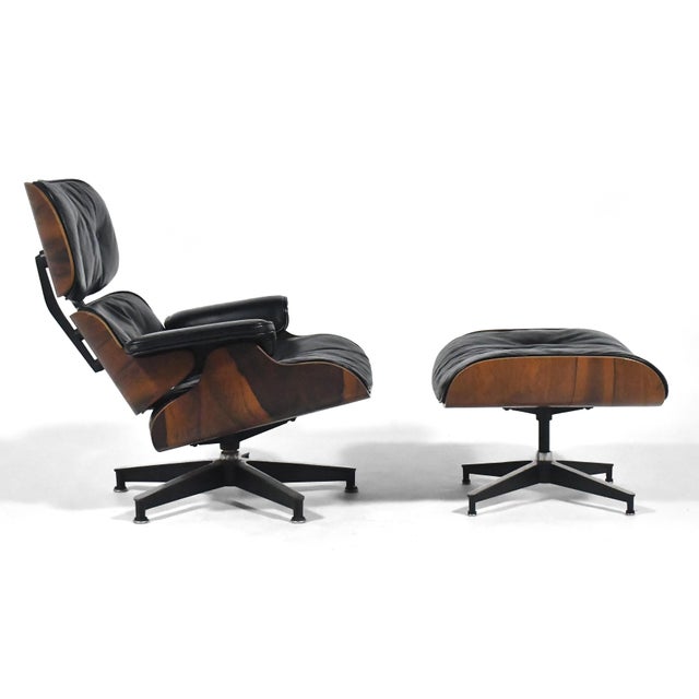 Herman Miller Rare Pair of Early Rosewood Eames Lounge Chairs For Sale - Image 4 of 15
