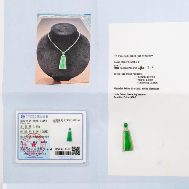 Early 21st Century 18k White Gold 5.00ct Green Jadeite Jade Diamond Charm Pendant For Sale - Image 5 of 7