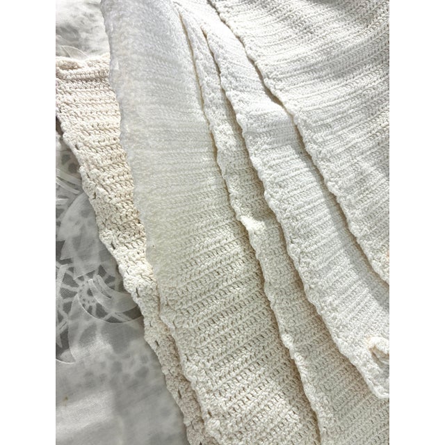 Arts & Crafts Vintage Hand Crafted Placemats Set of 4 Off White 16” X 20” For Sale - Image 3 of 8