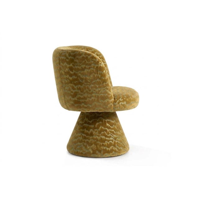 Contemporary Coraje Swivel Chair by Moanne For Sale - Image 3 of 7