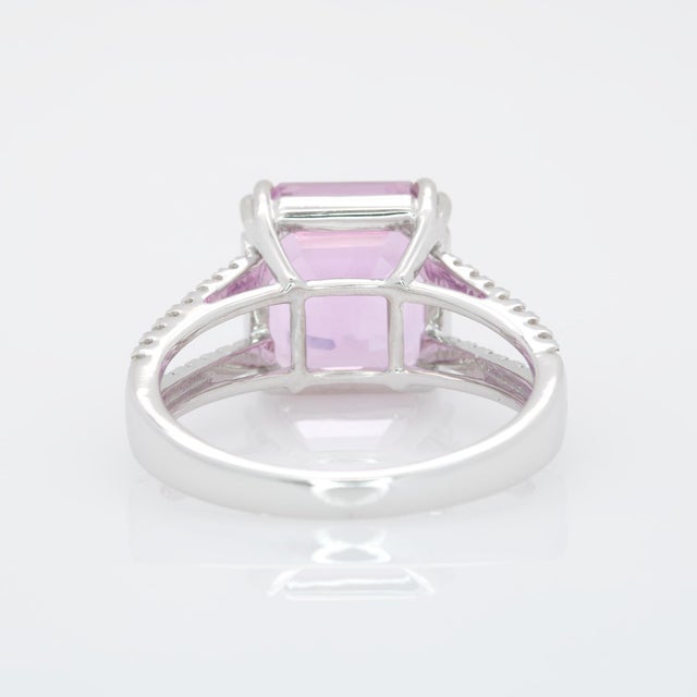 Metal 6.4Ct Natural Kunzite Ring With Natural Diamonds Accents: Solid 14k Gold, Size 6.75 For Sale - Image 7 of 8