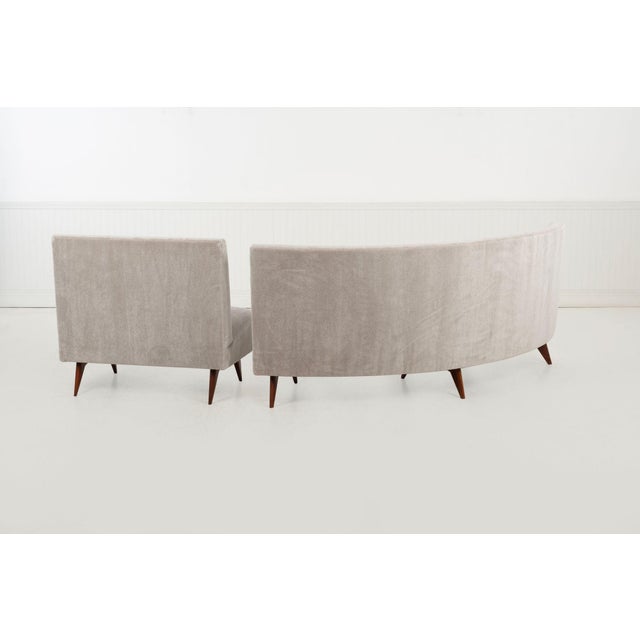 Gray 1950s Gio Ponti Style Sectional Sofa by Hisa, Italy – Mohair Upholstery, Walnut Legs For Sale - Image 8 of 10