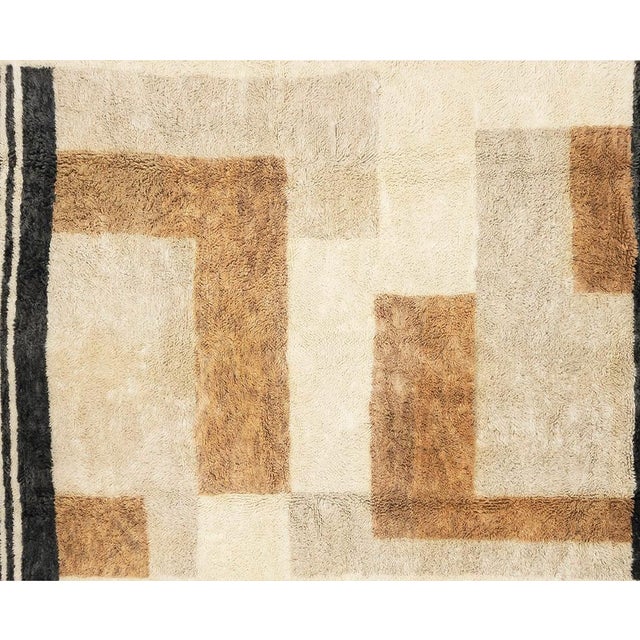 Oversized Modernist Geometric Hand-Knotted Wool Rug | 15'3" X 11'7" | One of a Kind For Sale - Image 6 of 8