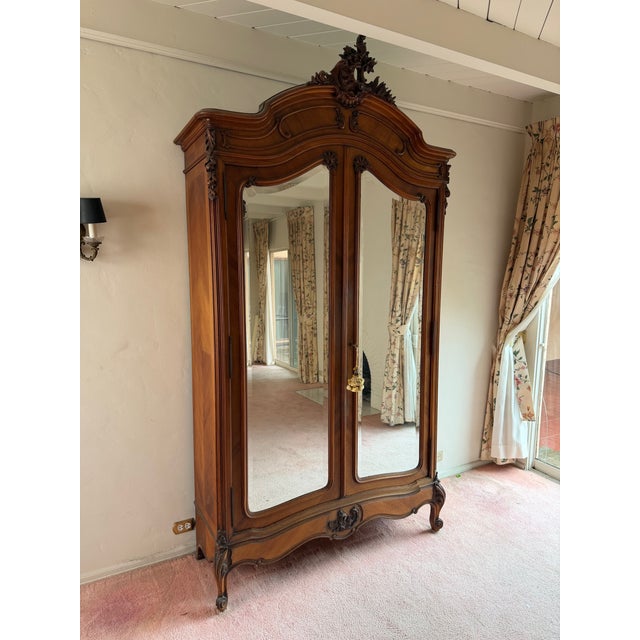 Late 19th Century French Louis XV Style Armoire / Wardrobe With Mirror Doors – Carved Wood For Sale In Los Angeles - Image 6 of 9