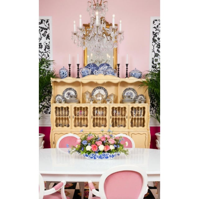 Monumental Scalloped Edge Habersham Style Vintage Pale Yellow Faux Bamboo China Display Cabinet For Sale - Image 11 of 12