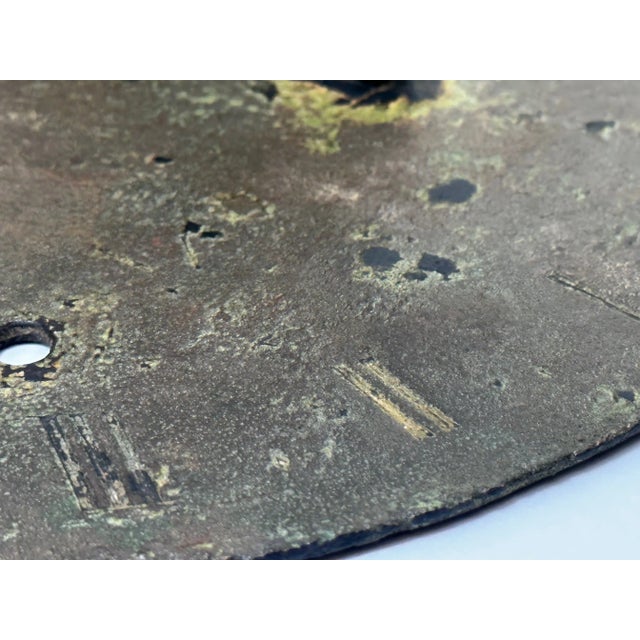 Early 19th Century Early 19th Century English Georgian Bronze Round Sundial Top With Gnomon Outdoor Garden Ornament With Verdig For Sale - Image 5 of 11