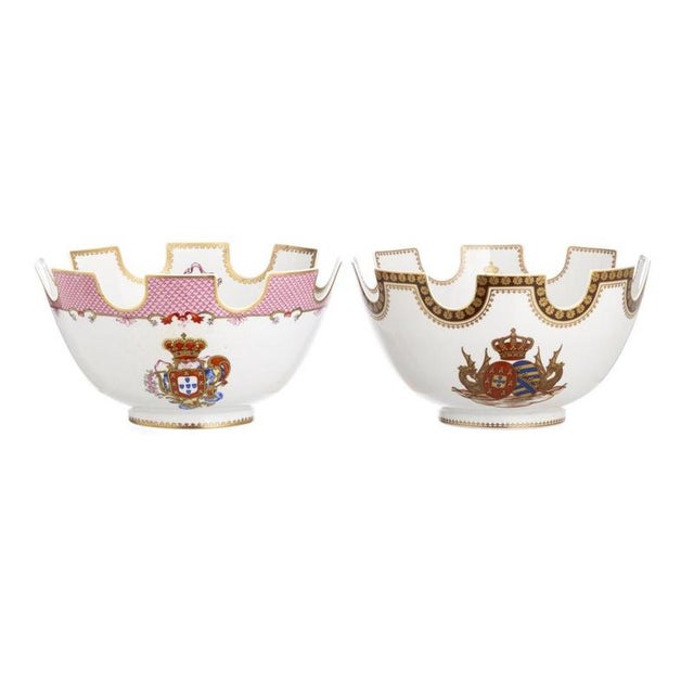 Coats of Arms Bowls in Porcelain, Set of 2 For Sale - Image 6 of 6