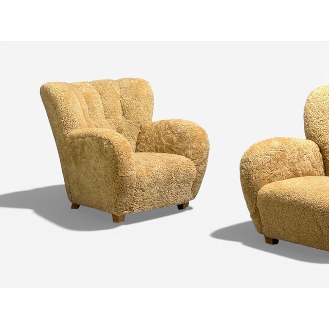 Finnish Modern, Organic Lounge Chairs, Shearling, Wood, Finland, 1940s For Sale In New York - Image 6 of 11
