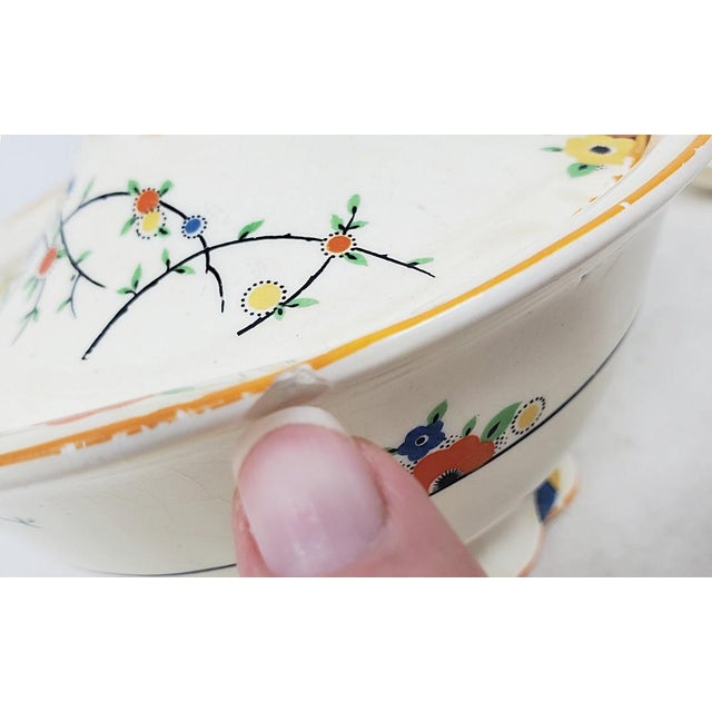 Vintage 1930s Woods Ivory Ware Sauce or Gravy Bowl With Ladle and Lid For Sale - Image 17 of 18