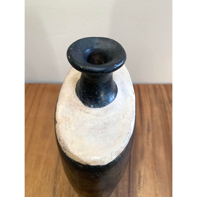 Artisan made clay black and cream vase Made in Honduras Please see our separate listing for a similar, but shorter vase as...