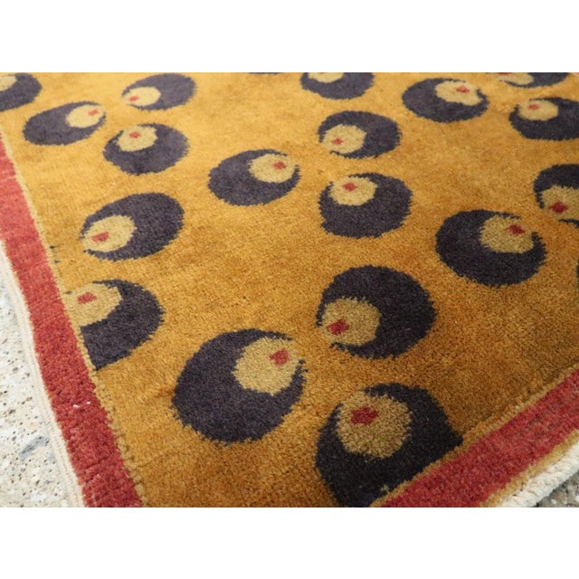 Galerie Shabab Collection Mid-20th Century Turkish Art Deco Throw Rug For Sale In New York - Image 6 of 7