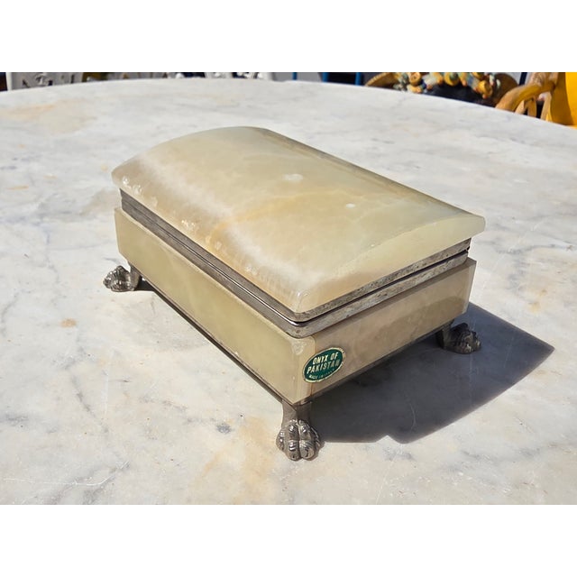 Green Italian Green Alabaster Domed Jewellery Box, 1950s For Sale - Image 8 of 8