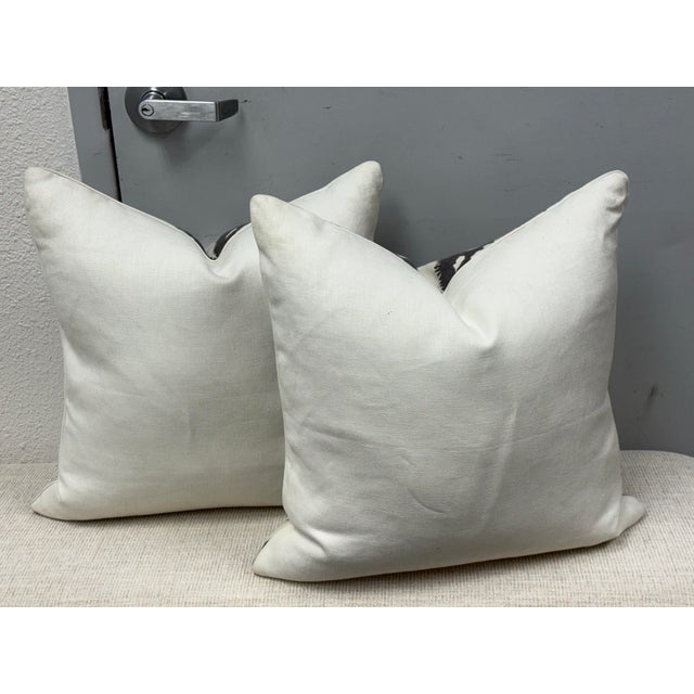 2020s Schumacher Chenonceau Botanical Bird Decorative Pillows, Pair For Sale - Image 5 of 12
