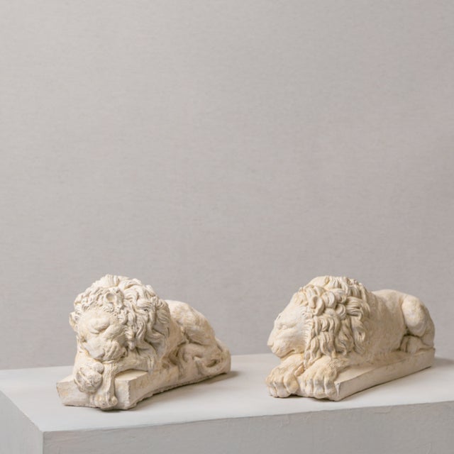 Lions in Stone, 1980s, Set of 2 For Sale - Image 4 of 4