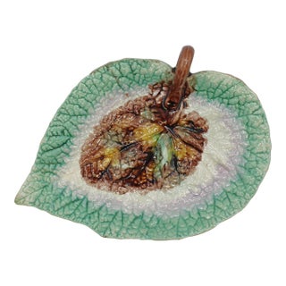 Circa 1880 English Majolica Begonia Leaf Serving Tray For Sale