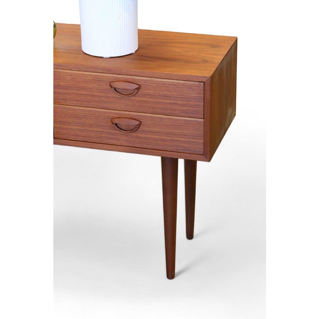 Long and Low Chest of Drawers in Teak, 1960s For Sale - Image 9 of 10