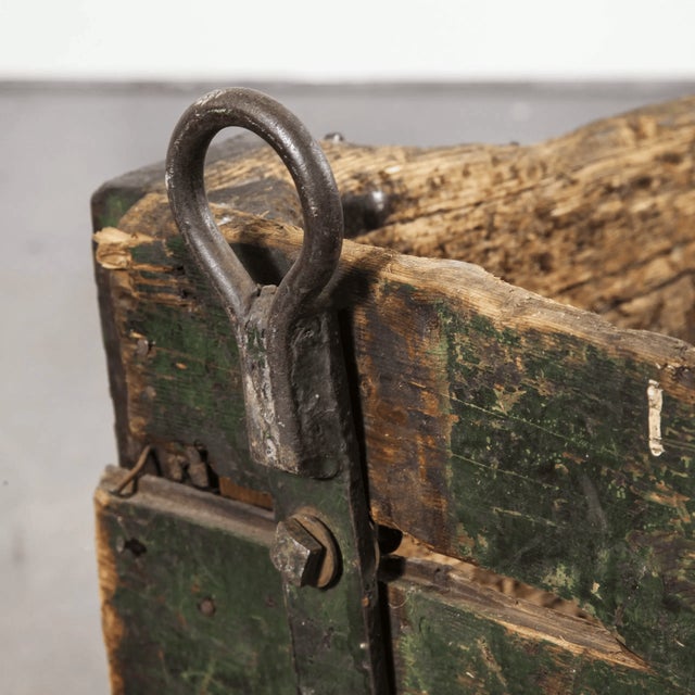 Wood Industrial Box Trolley in Oak, 1890s For Sale - Image 7 of 13