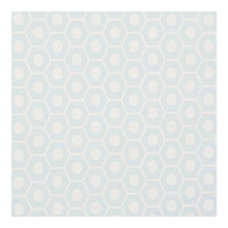 Sample - Schumacher Queen B Wallpaper in Mineral For Sale