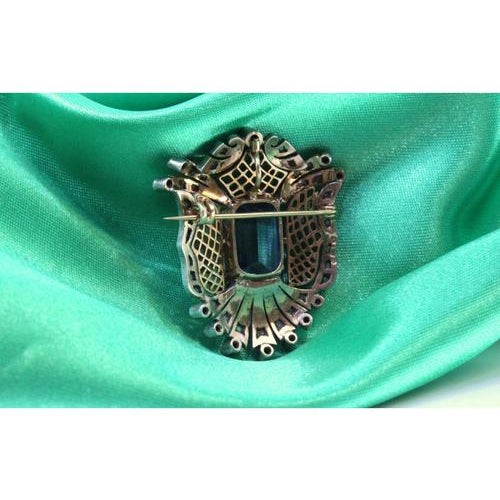 Gold and Silver Brooch with Diamond Chips and Amethyst Cut For Sale - Image 4 of 8