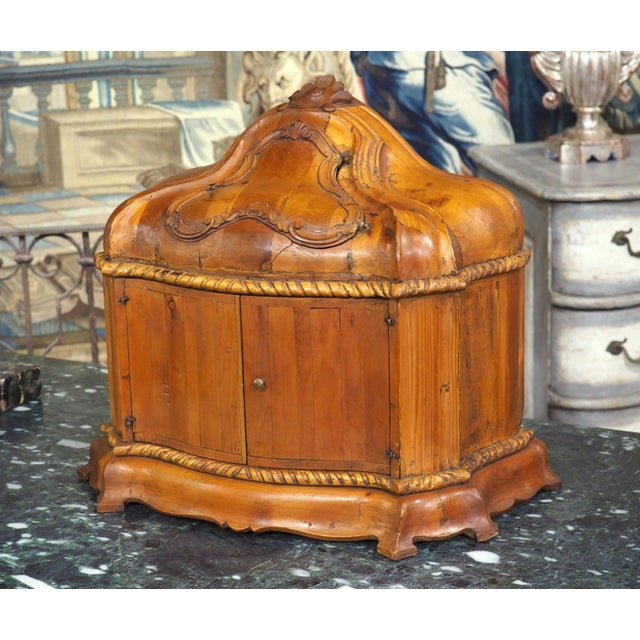 Circa 1800 Venetian Table Box in Carved Swiss Pine For Sale - Image 14 of 18