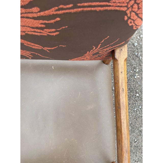 Taupe Dessin Fournir Leather Dining Arm Chairs- A Set of 5 For Sale - Image 8 of 10