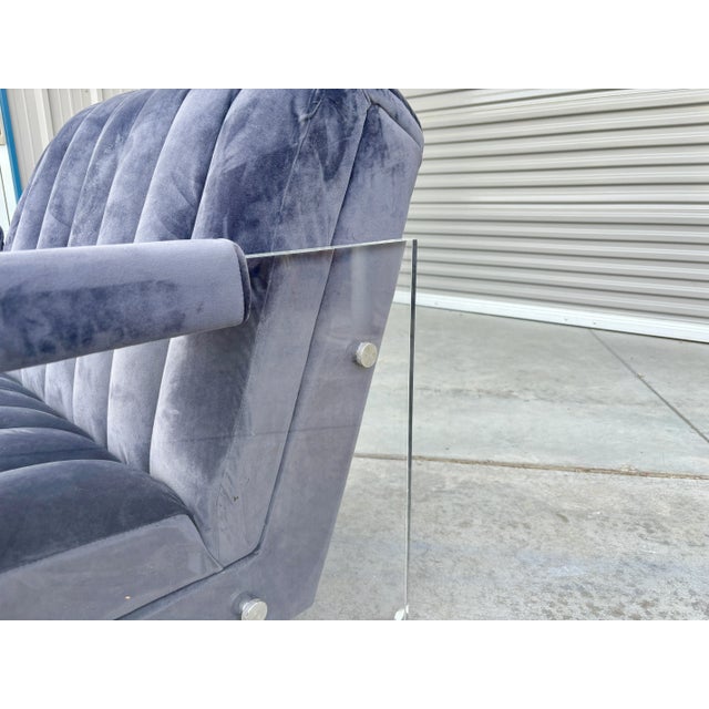 1970s Mid Century Modern Lucite Lounge Chairs - Set of 2 For Sale - Image 9 of 12