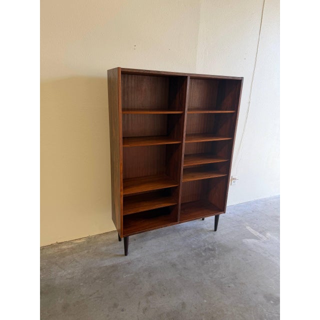 Danish Rosewood Bookcase - Mid-Century Shelving Unit With Adjustable Shelves 1960s For Sale In Los Angeles - Image 6 of 10