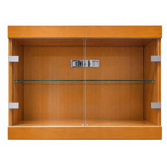 1970s Baker Furniture Burl Wood/Glass Dry Bar/Cocktail Cabinet, 1970 For Sale - Image 5 of 6