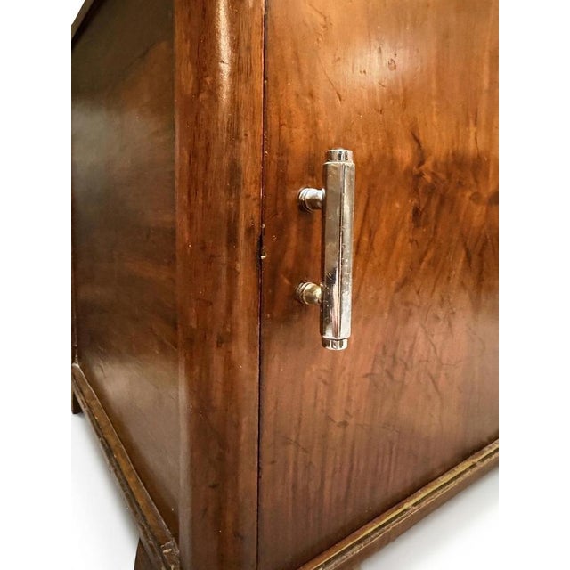 Vitnage Art Deco Burr Walnut Bedside Tables, 1930s, Set of 2 For Sale - Image 4 of 6