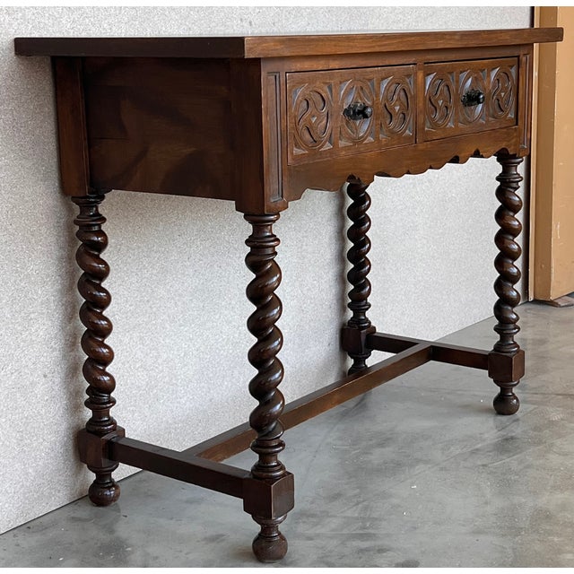 Early 20th Century Spanish Carved Console Table With Turned Legs For Sale In Miami - Image 6 of 10