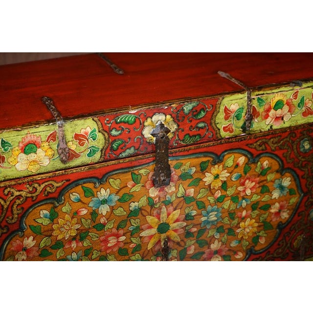 Chinese Hand Painted Linen Trunk For Sale - Image 12 of 18