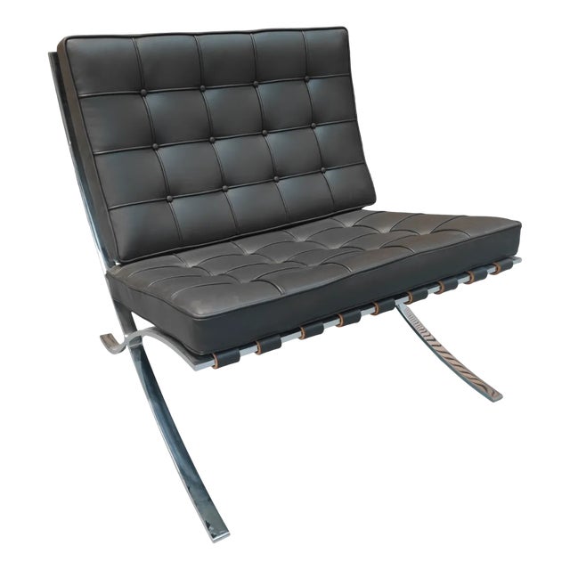 Barcelona Chair by Ludwig Mies van der Rohe for Knoll Inc. / Knoll International, 2010s For Sale