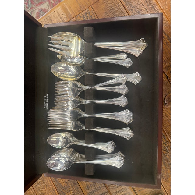 Traditional Late 20th Century Reed & Barton Highlands Silver Plate Service for 12 For Sale - Image 3 of 7