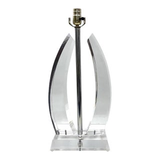 1970s Mid Century Modern Lucite Table Lamp For Sale