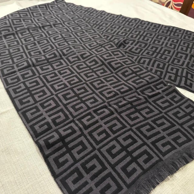 1990s Vintage Grey and Black Wool Continuous Logo Scarf by Givenchy For Sale - Image 9 of 10