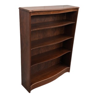 Early 20th Century Vintage Serpentine Front Mahogany Petite Bookcase For Sale