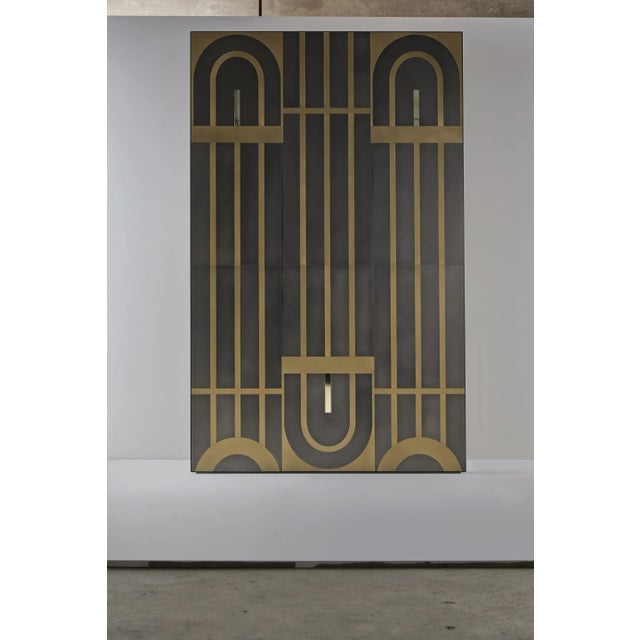 This wall cladding is inspired by the gates of the 1930s historic Milanese palaces. A continuous design, adaptable to any...