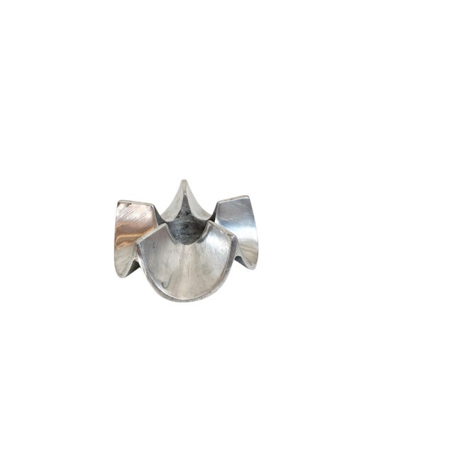 1980s MCM Atomic Metal Candle Holder Space Age Silver Tone Solid Aluminum Star Shaped For Sale - Image 4 of 6