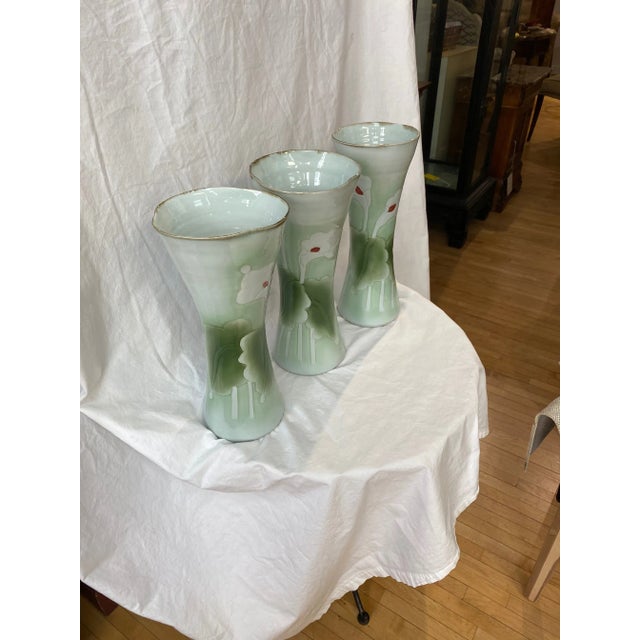 1990s Maitland Smith Hand Painted Vases - Set of 3 For Sale In New York - Image 6 of 13