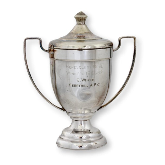 English 1960s English Football Trophy Cup For Sale - Image 3 of 3